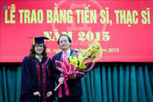 More than 300 new Doctors and Masters receive their degrees