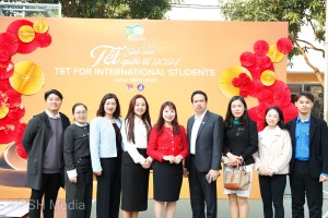 VNU -  game đánh chắn online đổi thưởng
 đồng hành cùng sinh viên Quốc tế đón Tết Dương Lịch 2024