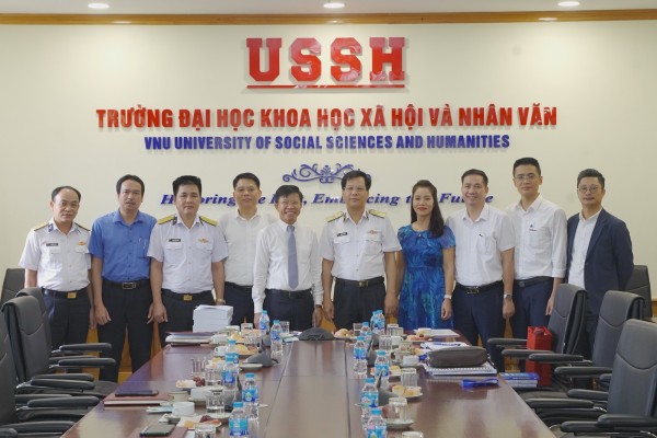 VNU- game đánh chắn online đổi thưởng
 awarded 100 full scholarships to Vietnamese Navy soldiers