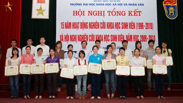 15 năm phong trào nghiên cứu khoa học sinh viên