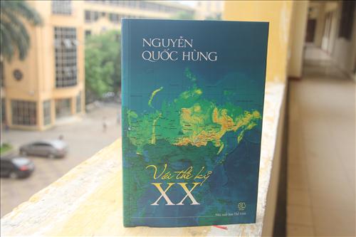 “Nguyễn Quốc Hùng với thế kỷ XX”