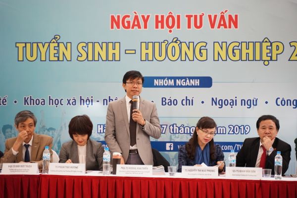 Điểm chuẩn Trường ĐHKHXH&NV năm nay có thể cao hơn năm ngoái 0,5 - 1 điểm