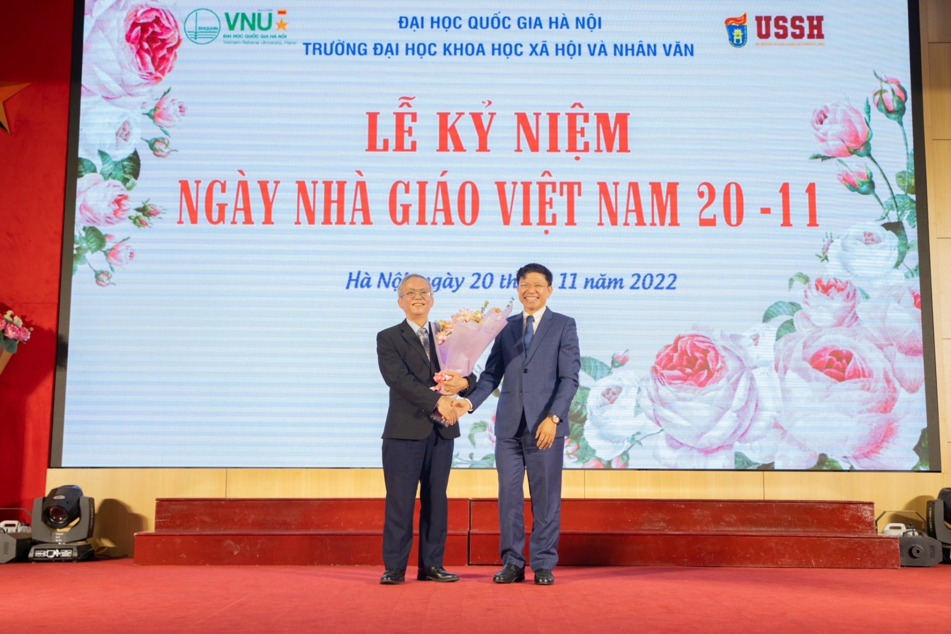 Anh tang hoa Thầy Nam